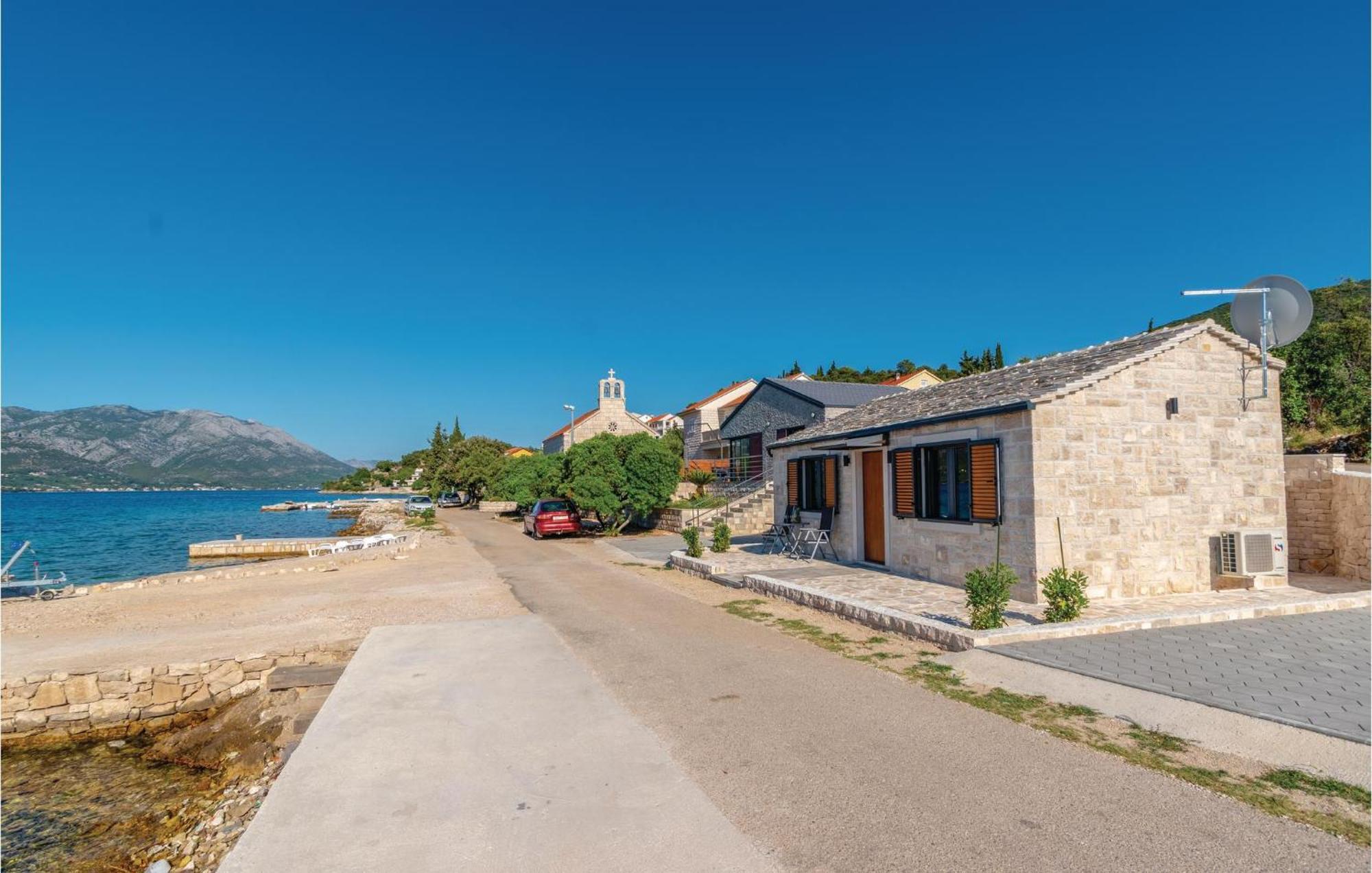 Nice Home In Kneze With Wifi Pupnat Extérieur photo